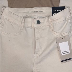 ZARA KNEE SLIT JEANS
